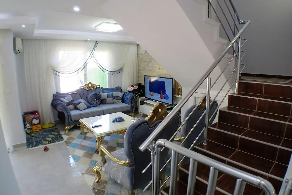 Cesme Villa Oender