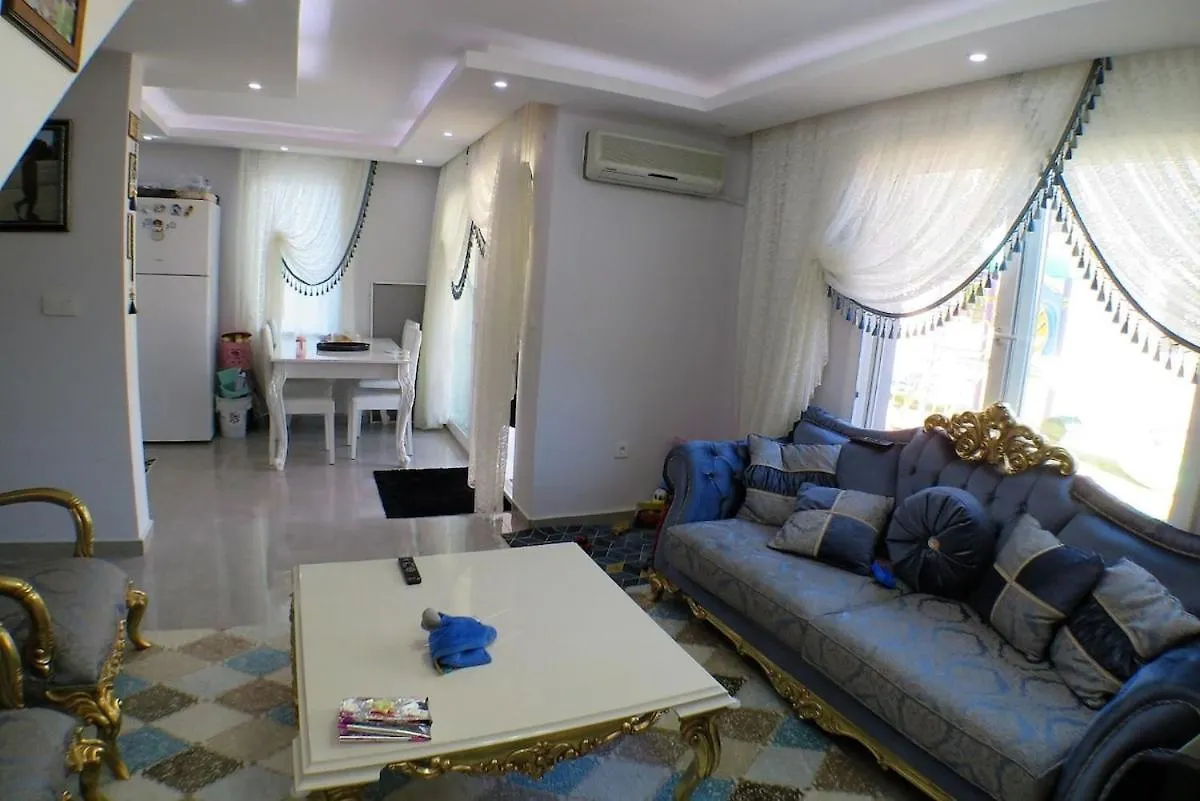 Cesme Villa Oender