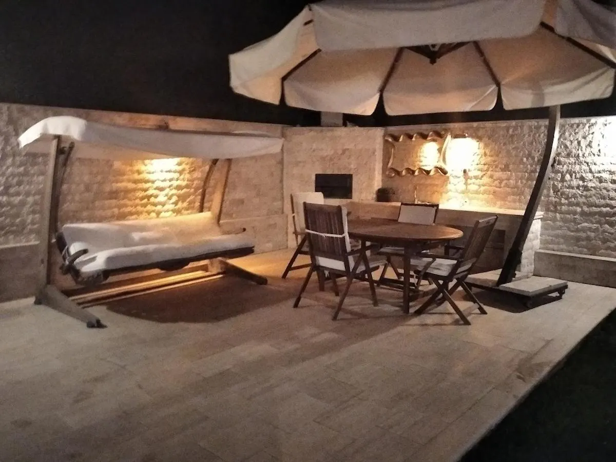 Cesme Villa Oender
